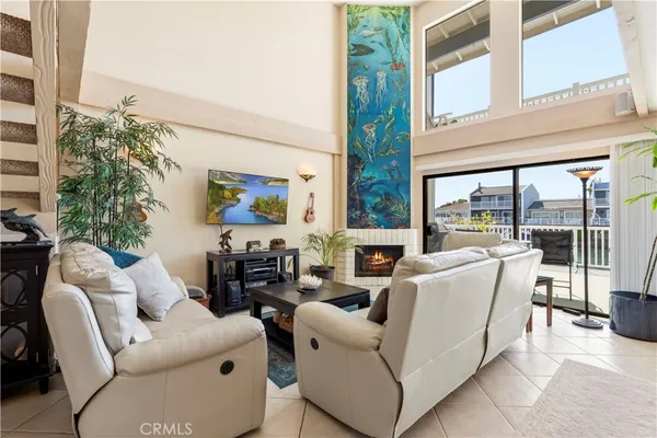 $1,789,000 | 4574 Gateshead, Oxnard, CA 93035