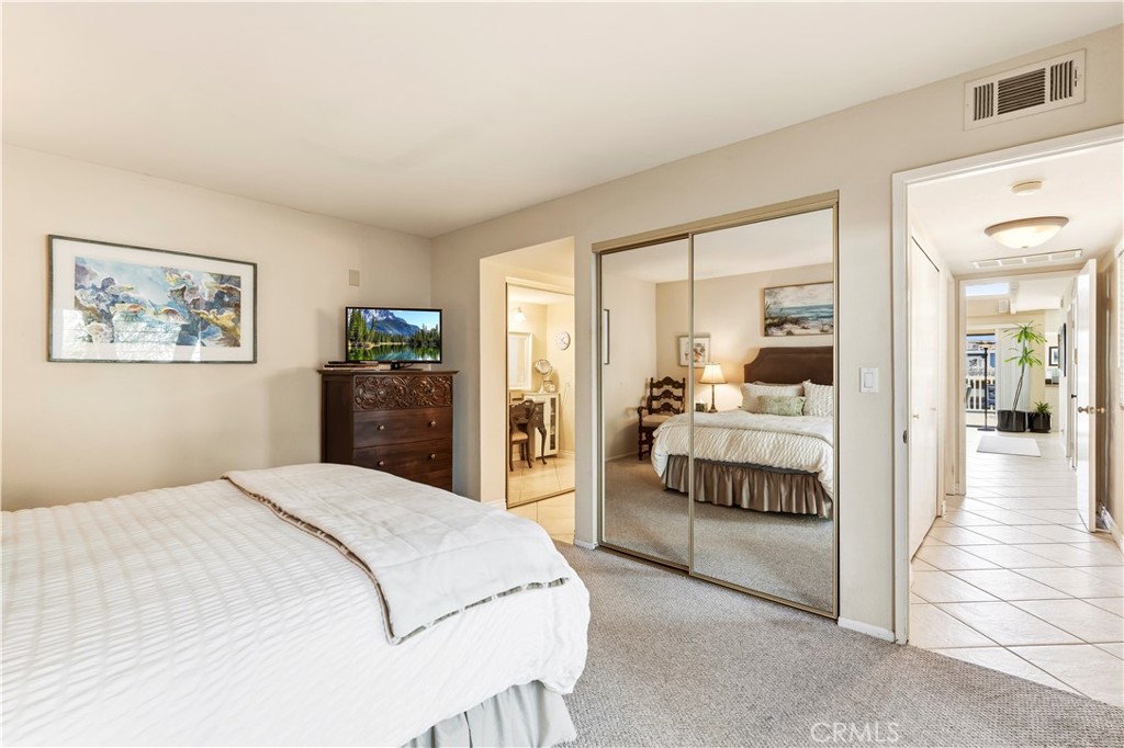 4574 Gateshead Oxnard, CA 93035 - Photo 45 of 70