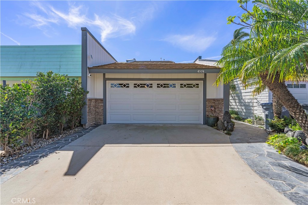 4574 Gateshead Oxnard, CA 93035 - Photo 8 of 70