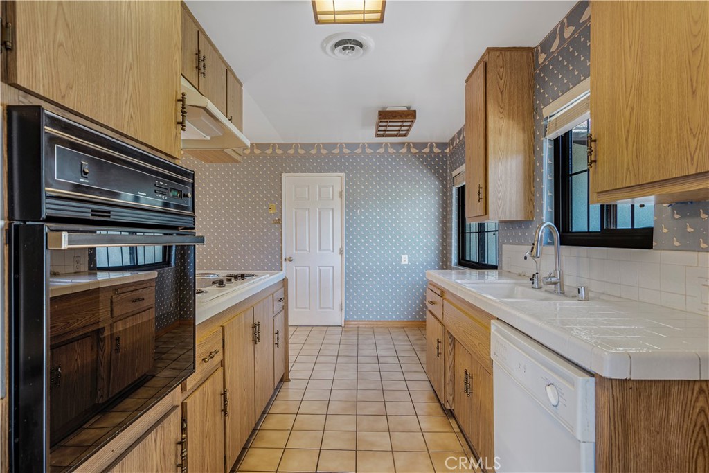2851 Brookridge Road Duarte, CA 91010 - Photo 18 of 44