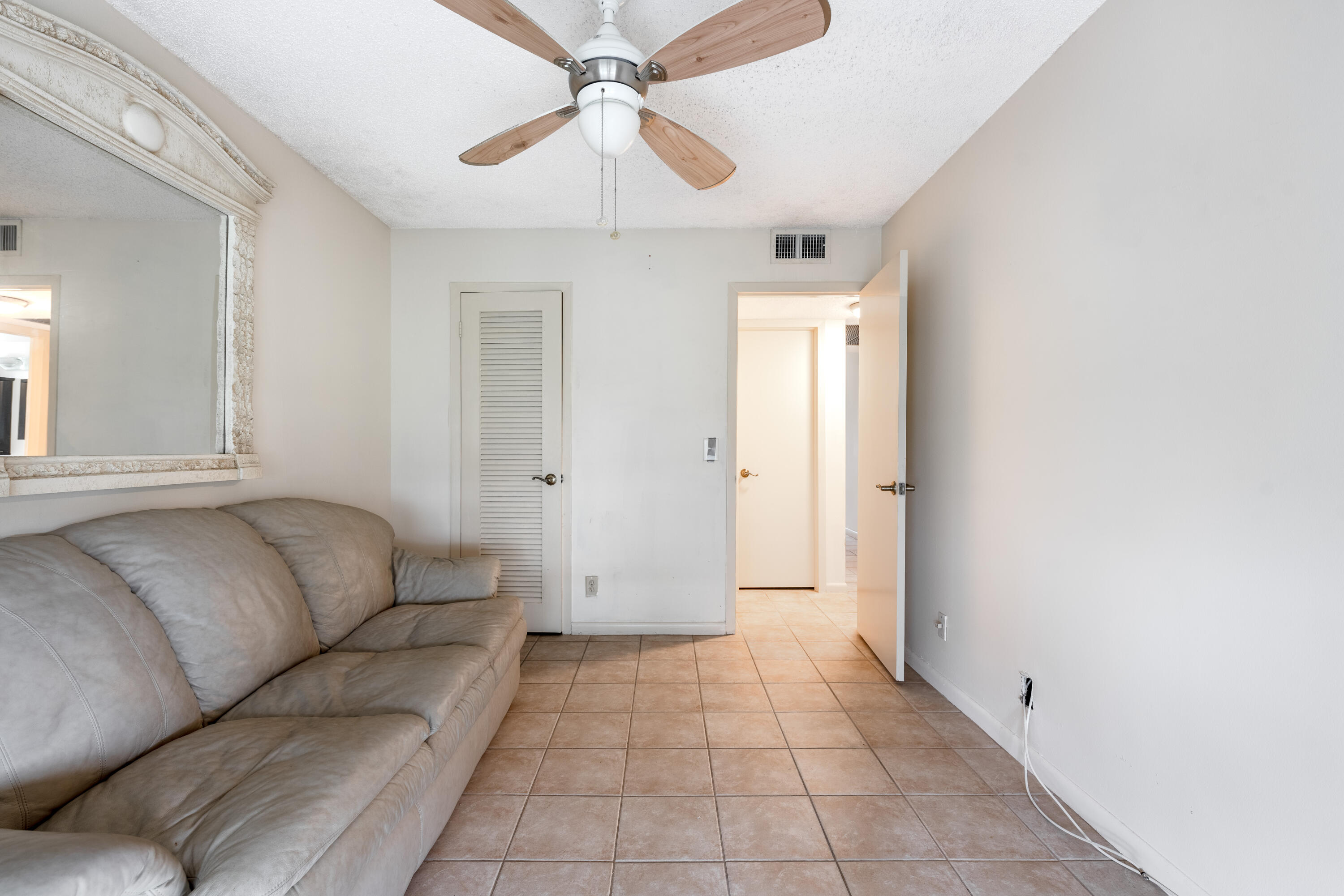 551 Fanshaw North, Unit 551 Boca Raton, FL 33434 - Photo 15 of 36 551 Fanshaw N-20