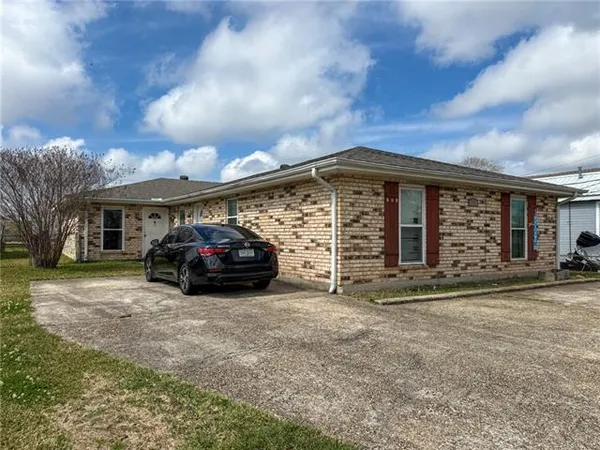 $1,500 | 508 Avenue G, Unit A, Marrero, LA 70072