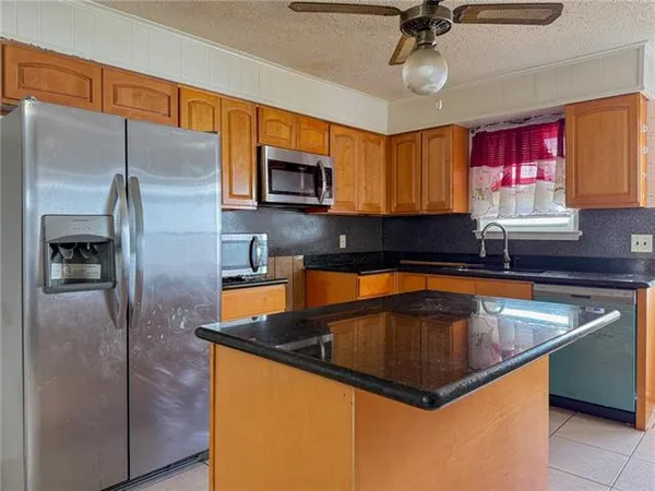 $1,500 | 508 Avenue G, Unit A, Marrero, LA 70072