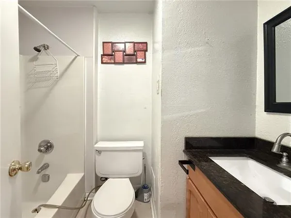 $1,500 | 508 Avenue G, Unit A, Marrero, LA 70072