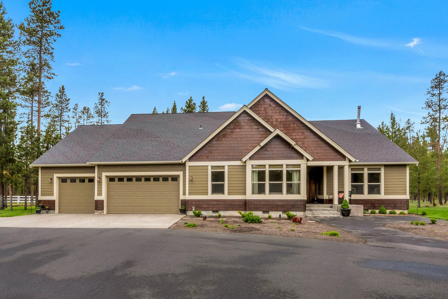 17814 Grimm Road Bend, OR 97707 - Photo 2 of 29 OReilly_20210611_3_304786_b_Crop_72ppi