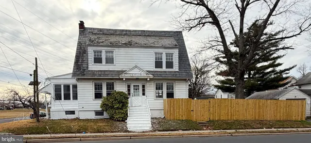 $375,000 | 91 Irvington Place, Trenton, NJ 08610