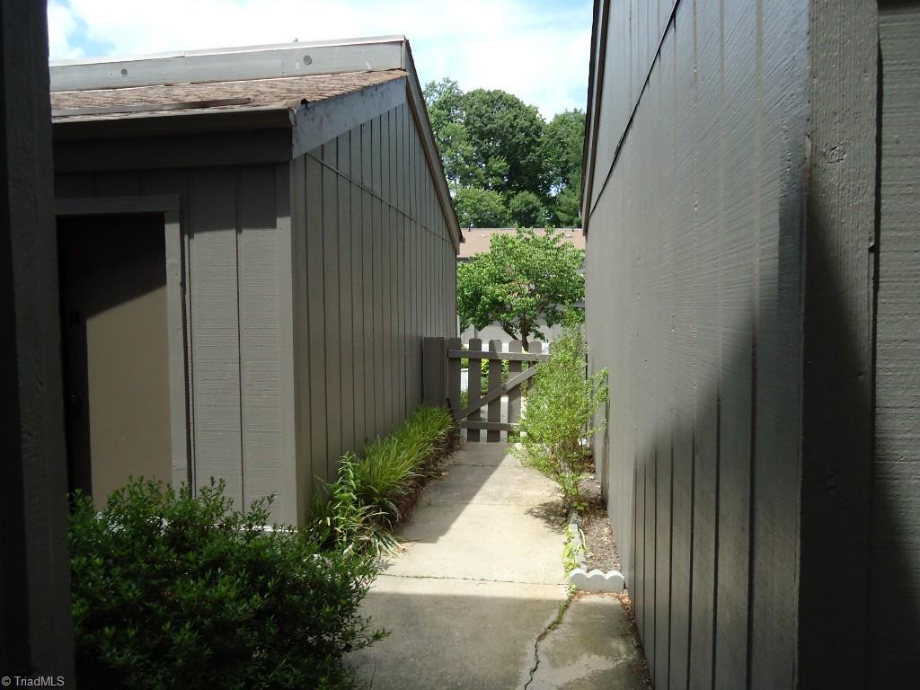 240 Northpoint Avenue High Point, NC 27262 - Photo 3 of 17 Gallery Image 3
