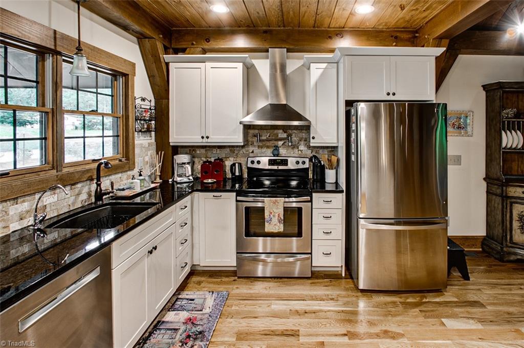 331 Rising Sun Way Franklinville, NC 27248 - Photo 10 of 37 Gallery Image 10