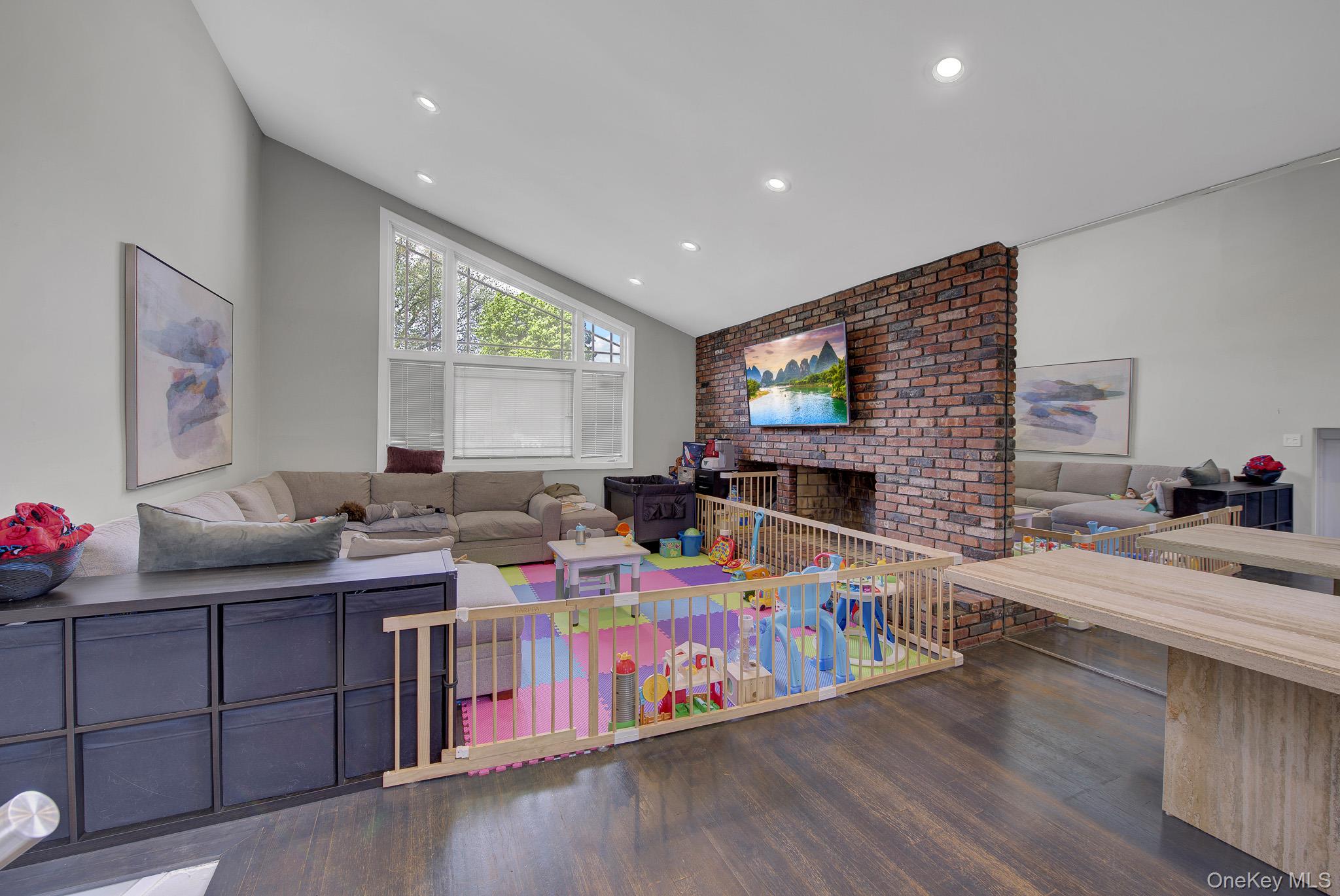 4 Seneca Drive Commack, NY 11725 - Photo 3 of 13