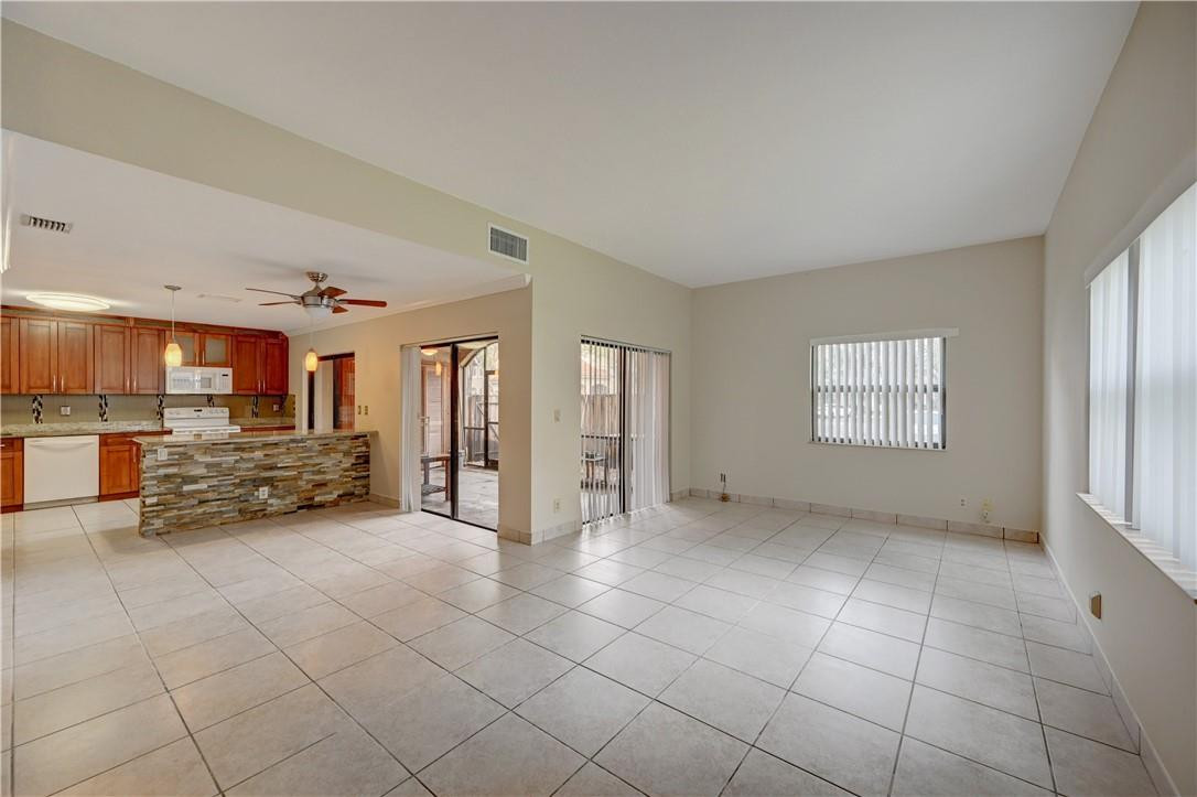 579 Racquet Club Road, Unit 9 Weston, FL 33326 - Photo 8 of 41 Photo 8
