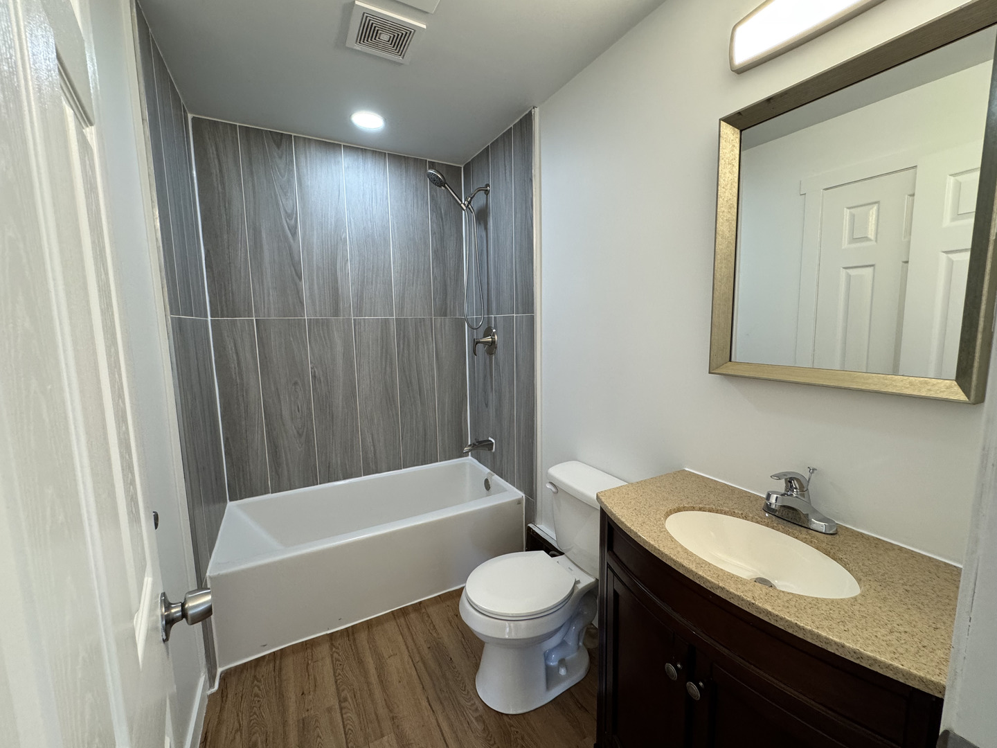 804 East 12th Street Streator, IL 61364 - Photo 9 of 25