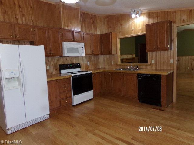 440 Old Offen Po Road Traphill, NC 28685 - Photo 16 of 28 Gallery Image 16
