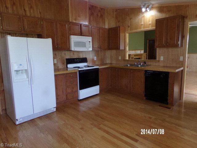 440 Old Offen Po Road Traphill, NC 28685 - Photo 5 of 28 Gallery Image 5