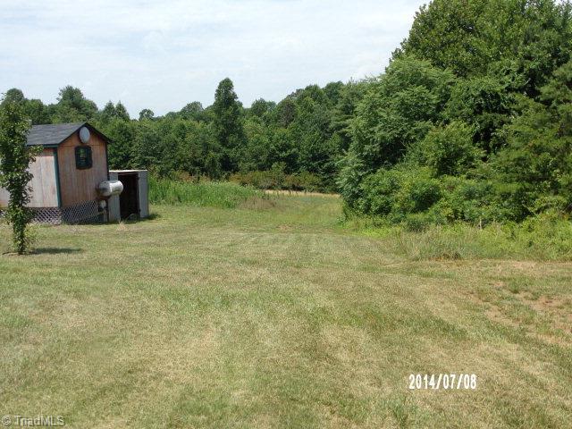440 Old Offen Po Road Traphill, NC 28685 - Photo 7 of 28 Gallery Image 7