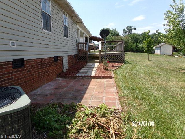 440 Old Offen Po Road Traphill, NC 28685 - Photo 10 of 28 Gallery Image 10