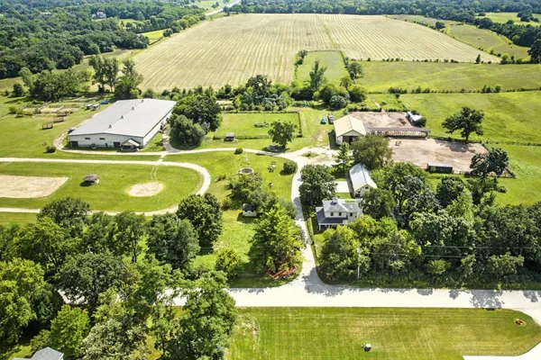 $2,200,000 | S75W35621 Wilton Road, Eagle, WI 53119
