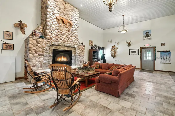 $2,200,000 | S75W35621 Wilton Road, Eagle, WI 53119