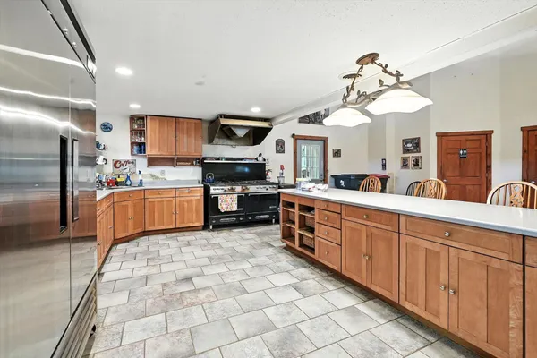 $2,200,000 | S75W35621 Wilton Road, Eagle, WI 53119