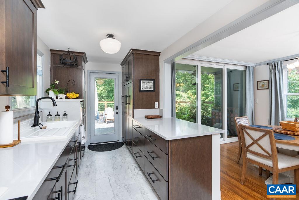 10 Deer Path Charlottesville, VA 22903 - Photo 14 of 44 Gallery Image 14