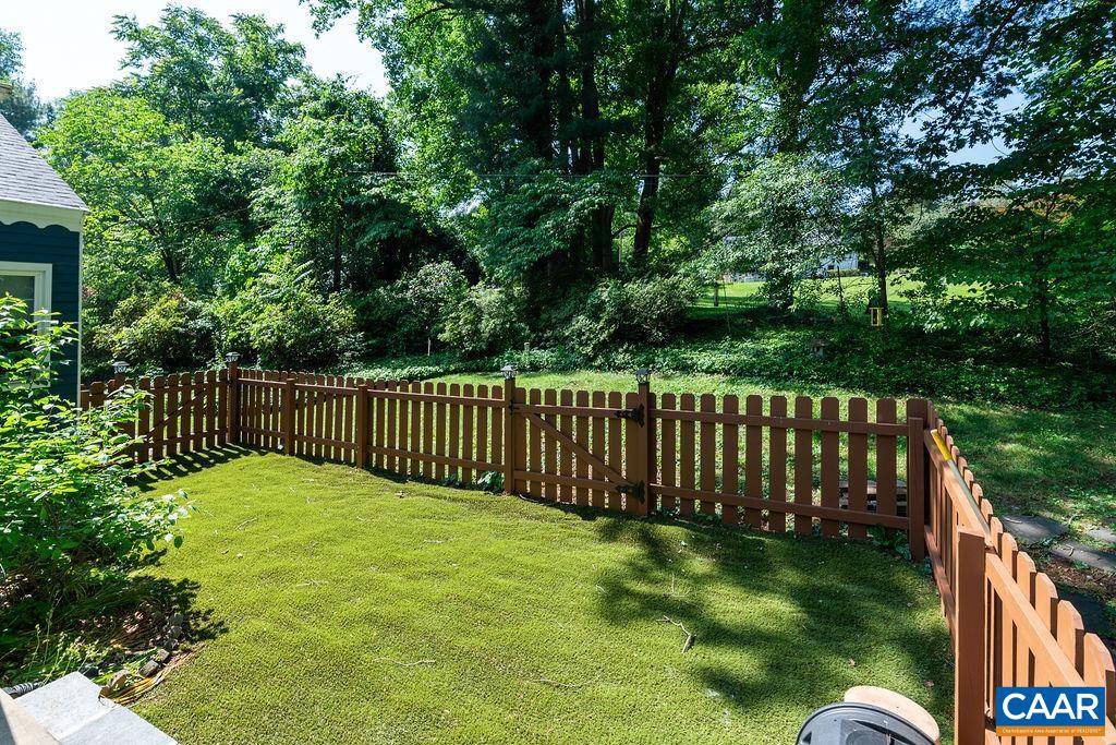 10 Deer Path Charlottesville, VA 22903 - Photo 34 of 44 Gallery Image 34