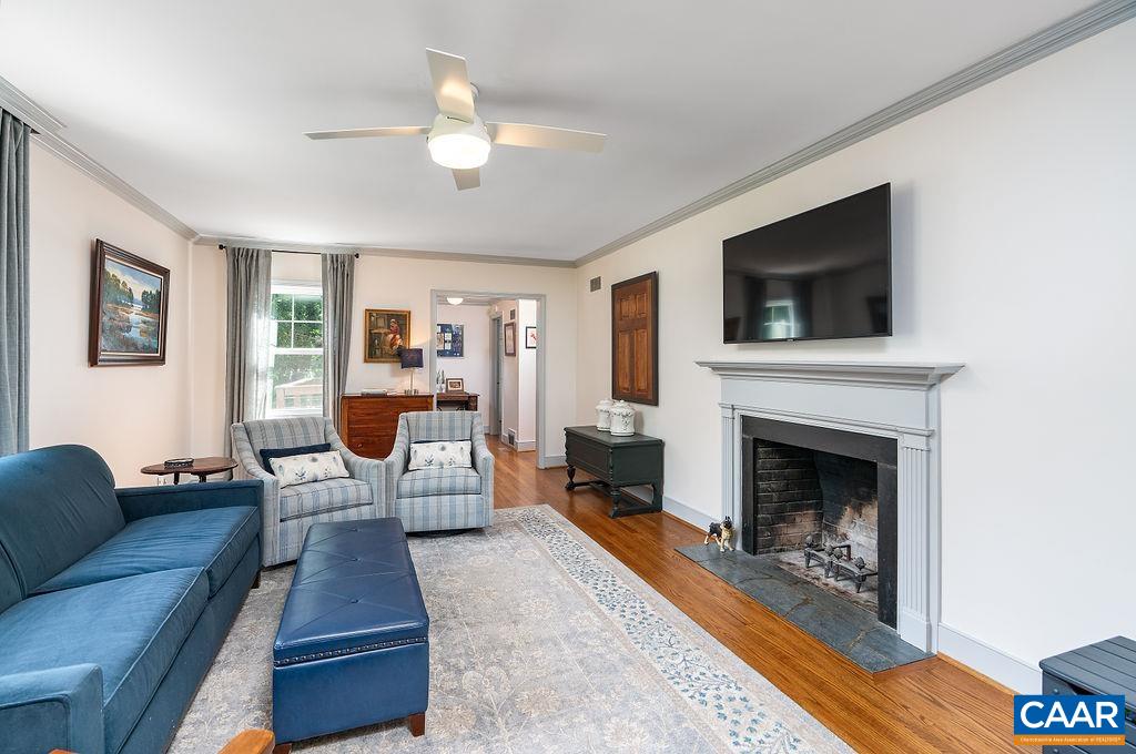 10 Deer Path Charlottesville, VA 22903 - Photo 7 of 44 Gallery Image 7