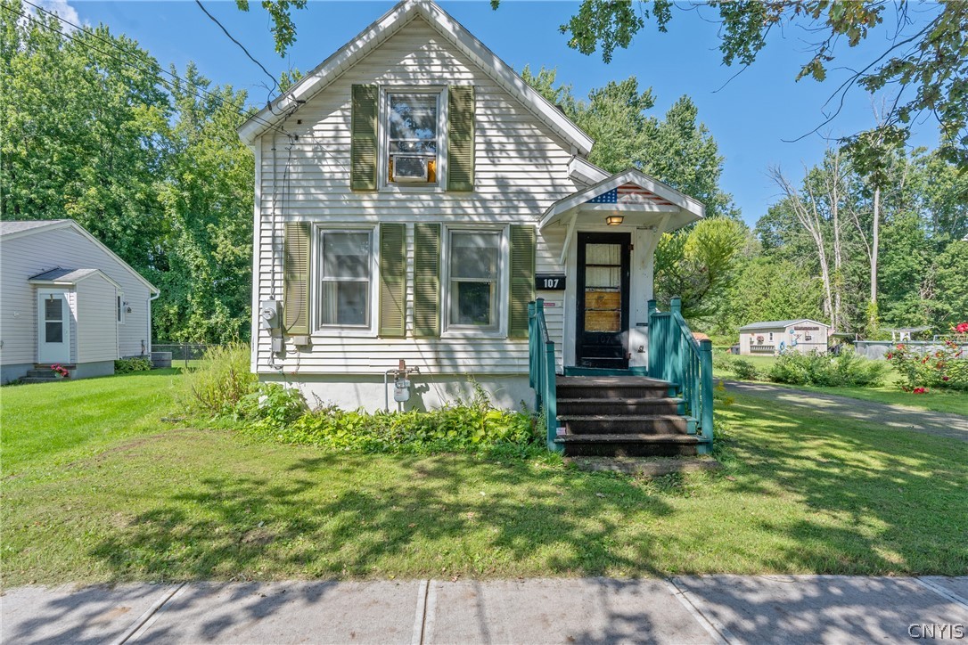 107 Sherman Street Oneida, NY 13421 - Photo 1 of 34 Gallery Image 1