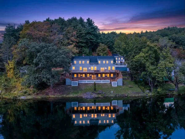 $799,900 | 286 Grove Street, Clinton, MA 01510