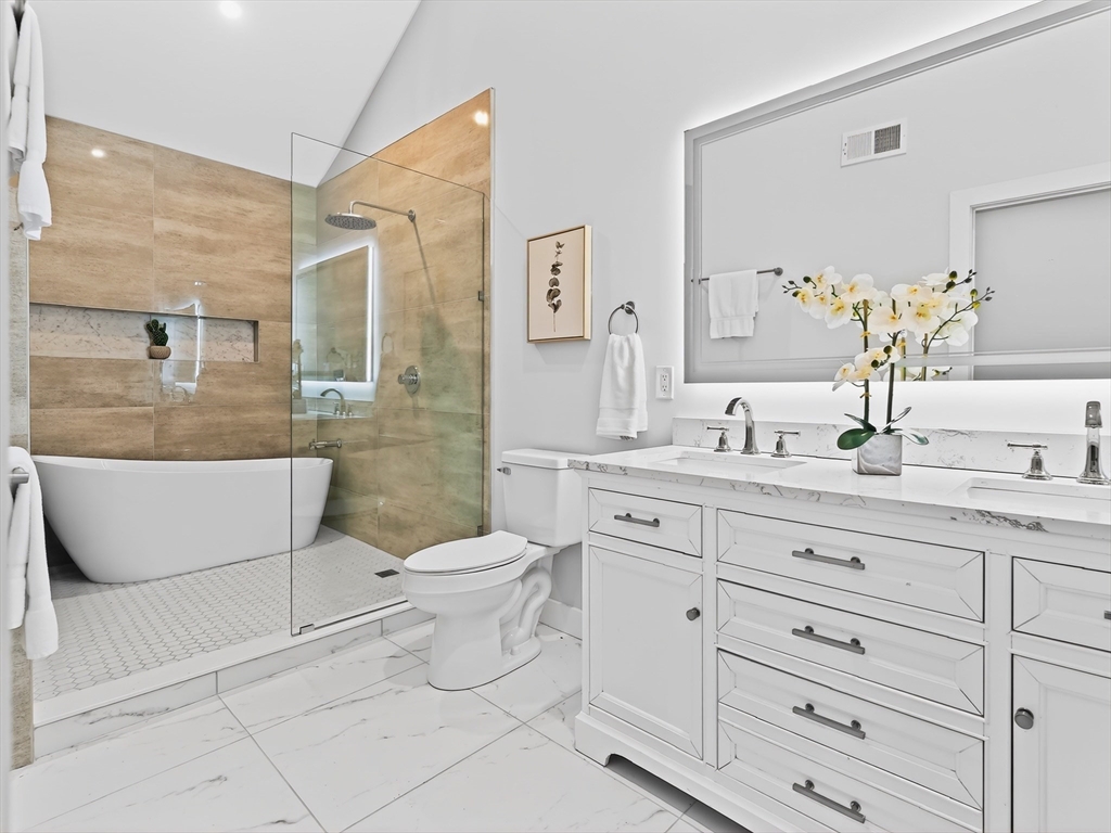 286 Grove Street Clinton, MA 01510 - Photo 32 of 42