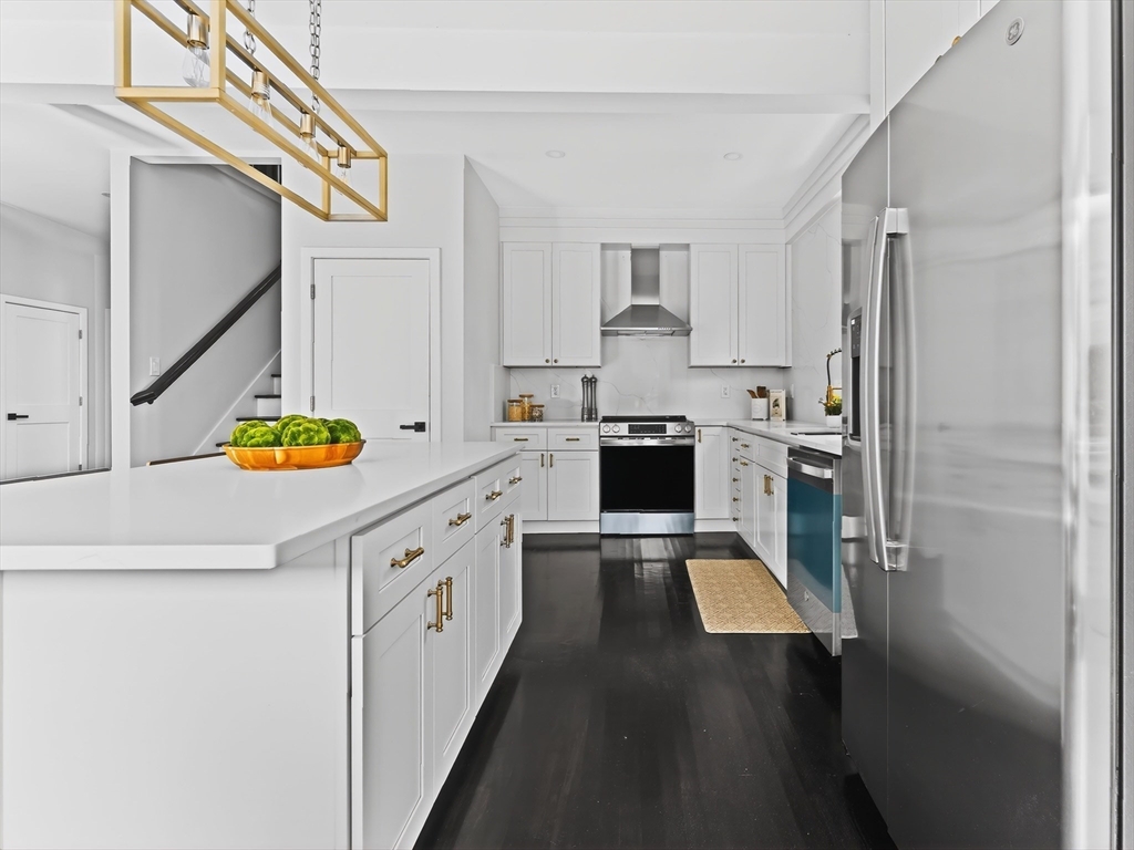 286 Grove Street Clinton, MA 01510 - Photo 9 of 42