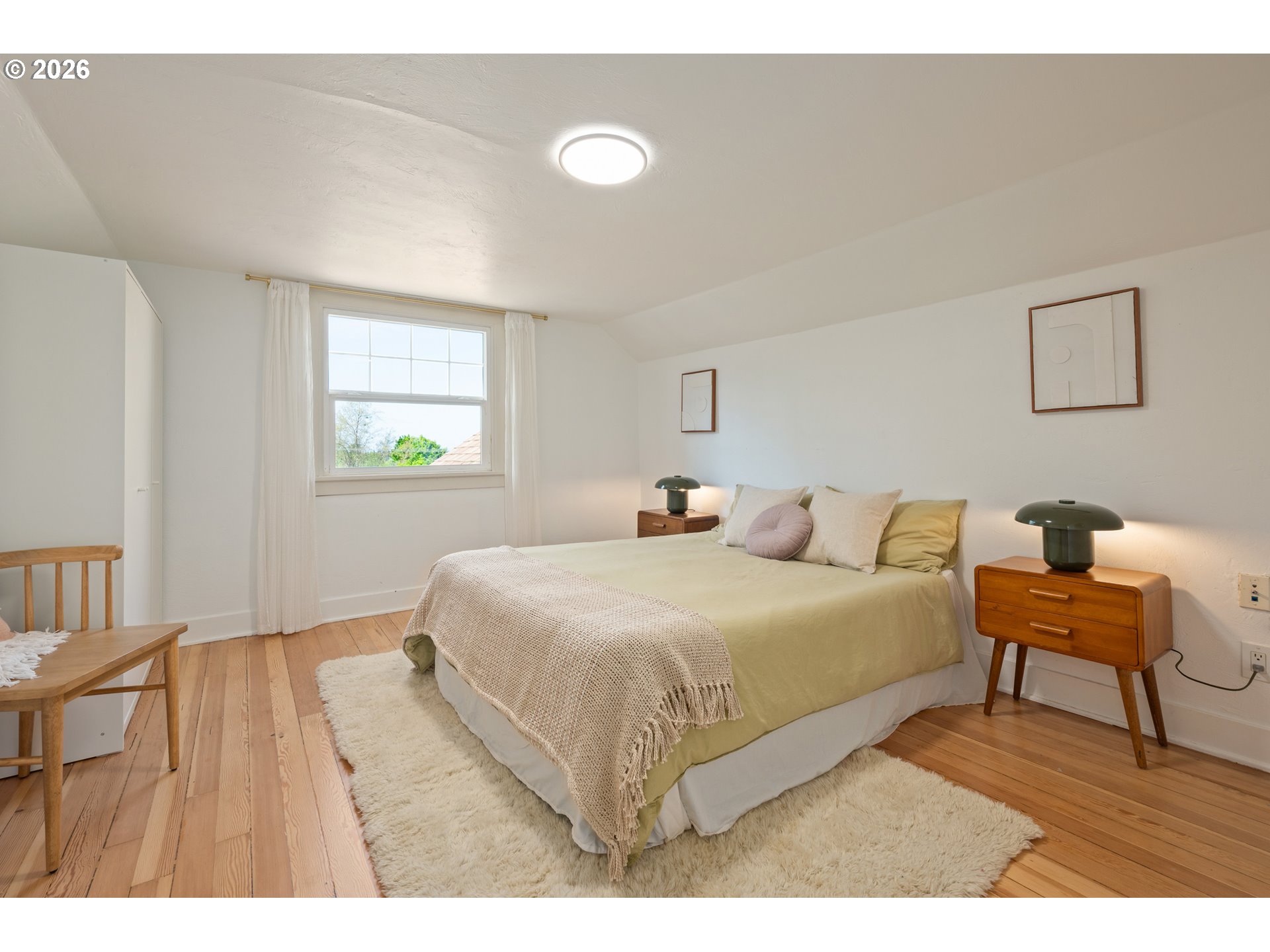 2219 City View Street Eugene, OR 97405 - Photo 21 of 48 a bedroom with a bed and a window