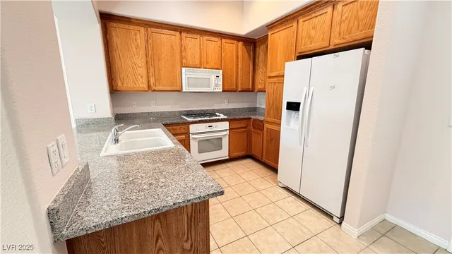 $1,400 | 38 East Serene Avenue, Unit 237, Las Vegas, NV 89123