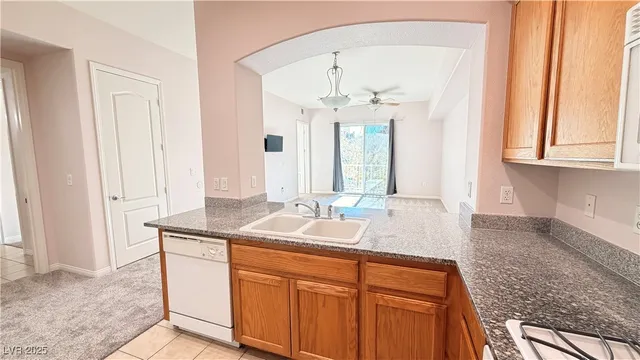 $1,400 | 38 East Serene Avenue, Unit 237, Las Vegas, NV 89123