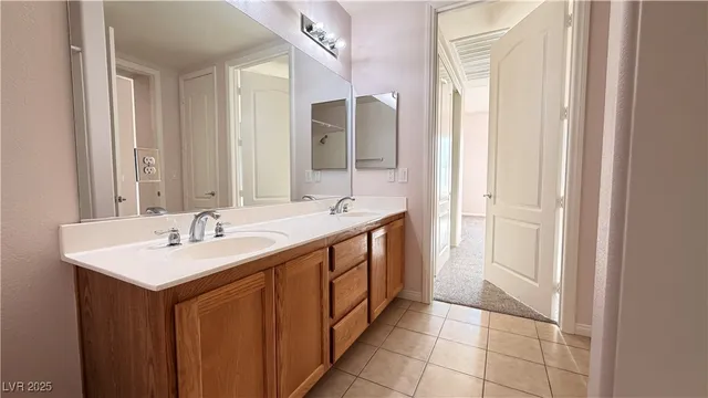 $1,400 | 38 East Serene Avenue, Unit 237, Las Vegas, NV 89123