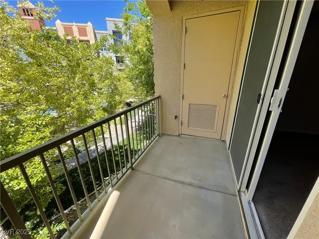 $1,400 | 38 East Serene Avenue, Unit 237, Las Vegas, NV 89123