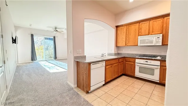 $1,400 | 38 East Serene Avenue, Unit 237, Las Vegas, NV 89123