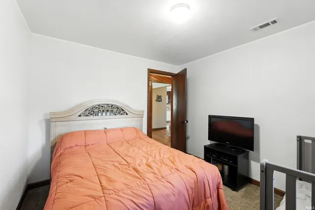 $257,500 | 522 North Main Street, Topeka, IN 46571