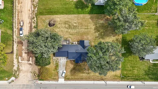 $257,500 | 522 North Main Street, Topeka, IN 46571