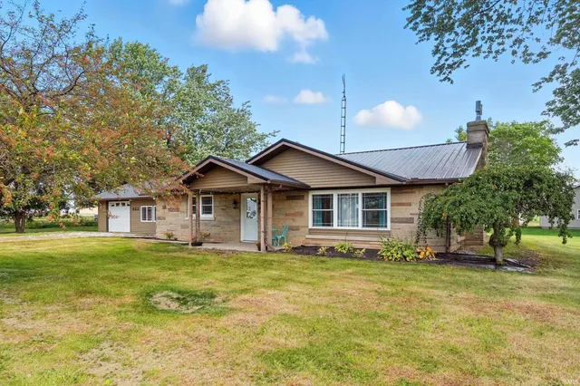 $257,500 | 522 North Main Street, Topeka, IN 46571