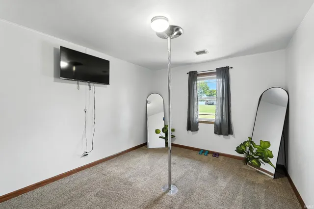 $257,500 | 522 North Main Street, Topeka, IN 46571