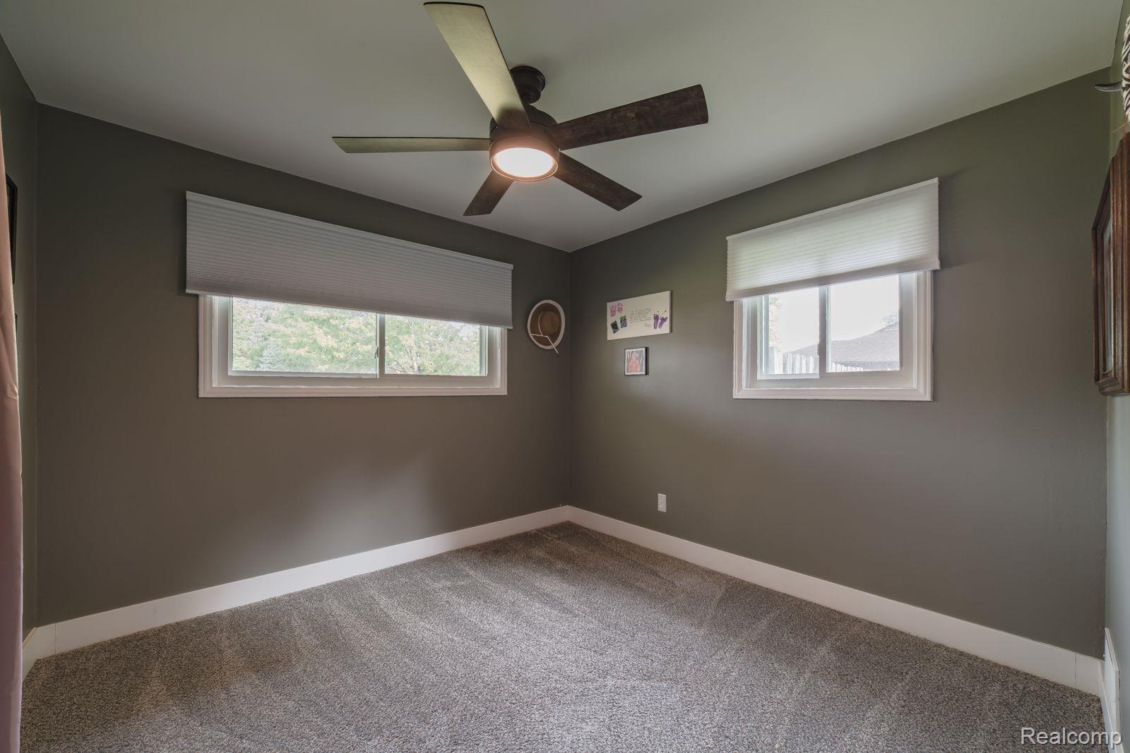 2007 Henbert Road West Bloomfield, MI 48324 - Photo 32 of 54