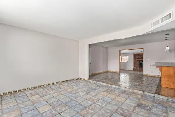 $3,595 | 1918 East Palmcroft Drive, Tempe, AZ 85282