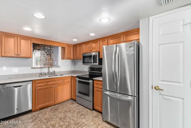 $3,800 | 1918 East Palmcroft Drive, Tempe, AZ 85282