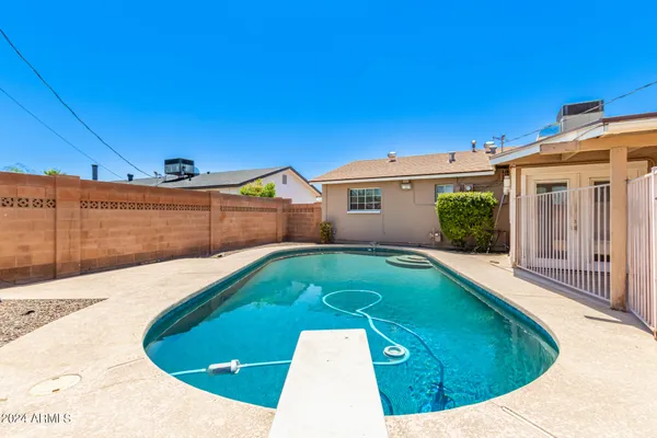 $3,700 | 1918 East Palmcroft Drive, Tempe, AZ 85282