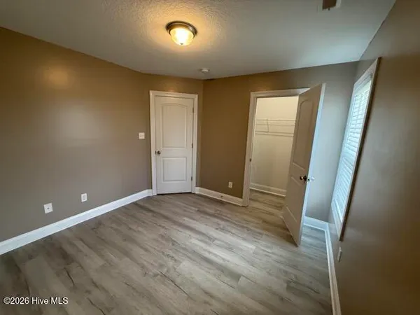 $2,050 | 203 Moonstone Court, Jacksonville, NC 28546