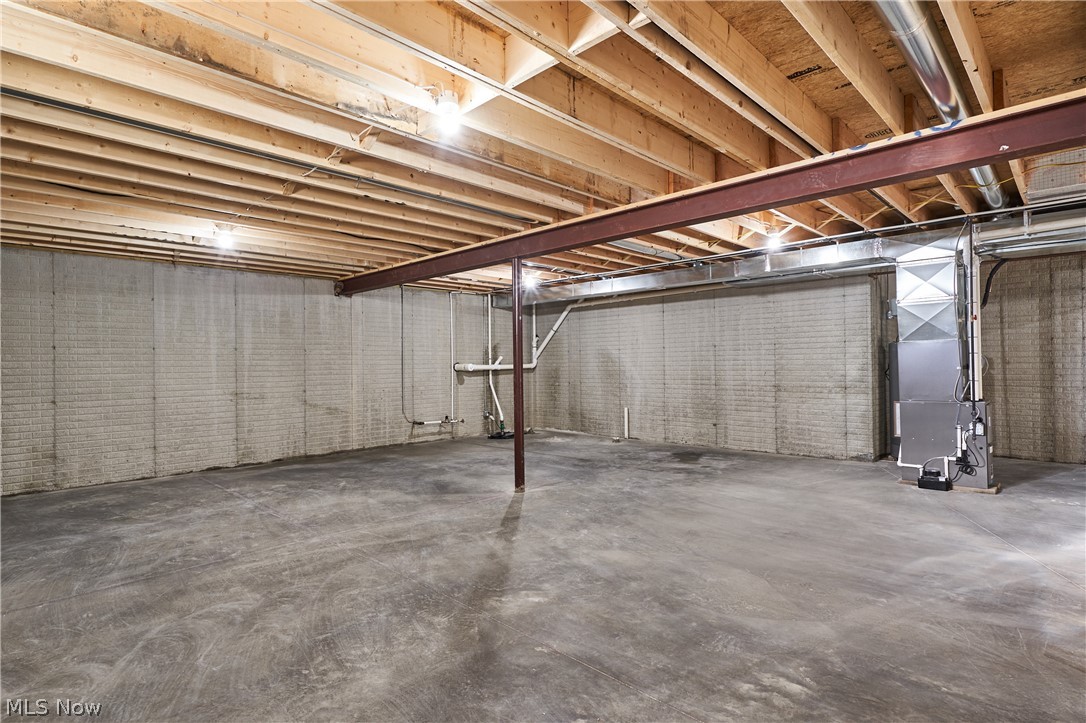 914 Lloyd Road Wickliffe, OH 44092 - Photo 23 of 26 Gallery Image 23