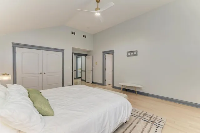 $1,200,000 | 3231 North Octavia Avenue, Chicago, IL 60634