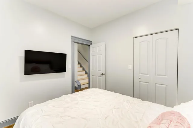 $1,200,000 | 3231 North Octavia Avenue, Chicago, IL 60634