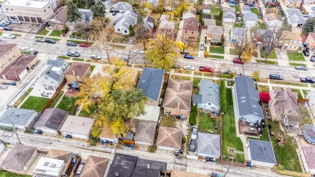 $1,200,000 | 3231 North Octavia Avenue, Chicago, IL 60634