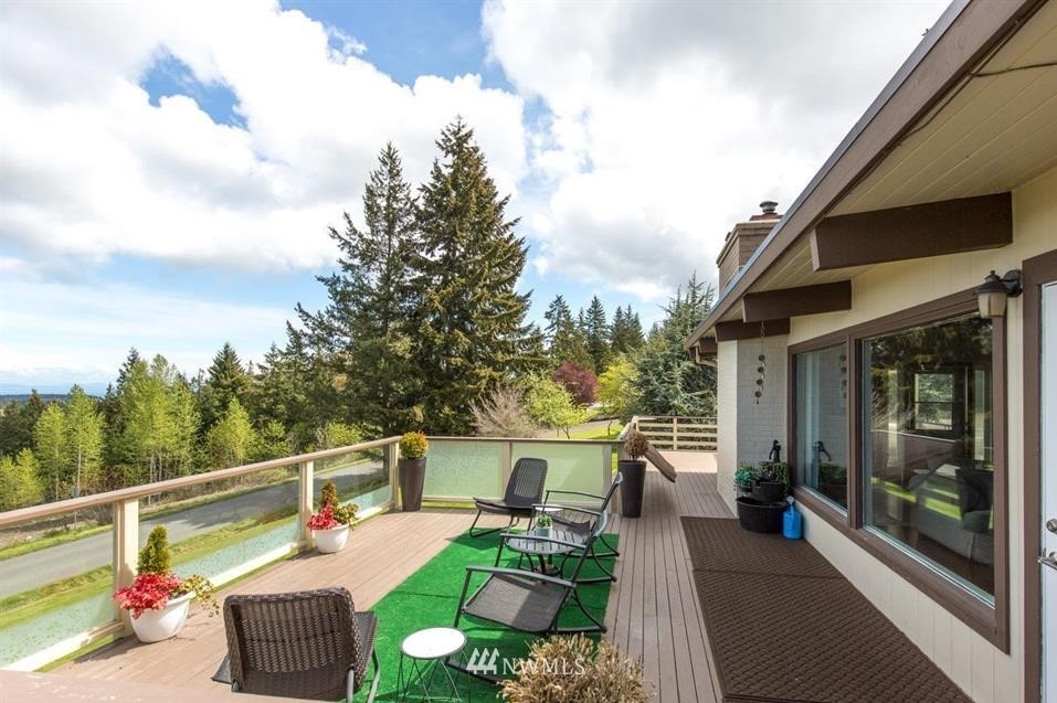 744 Miller Road Sequim, WA 98382 - Photo 16 of 40 a view of a patio on the roof deck