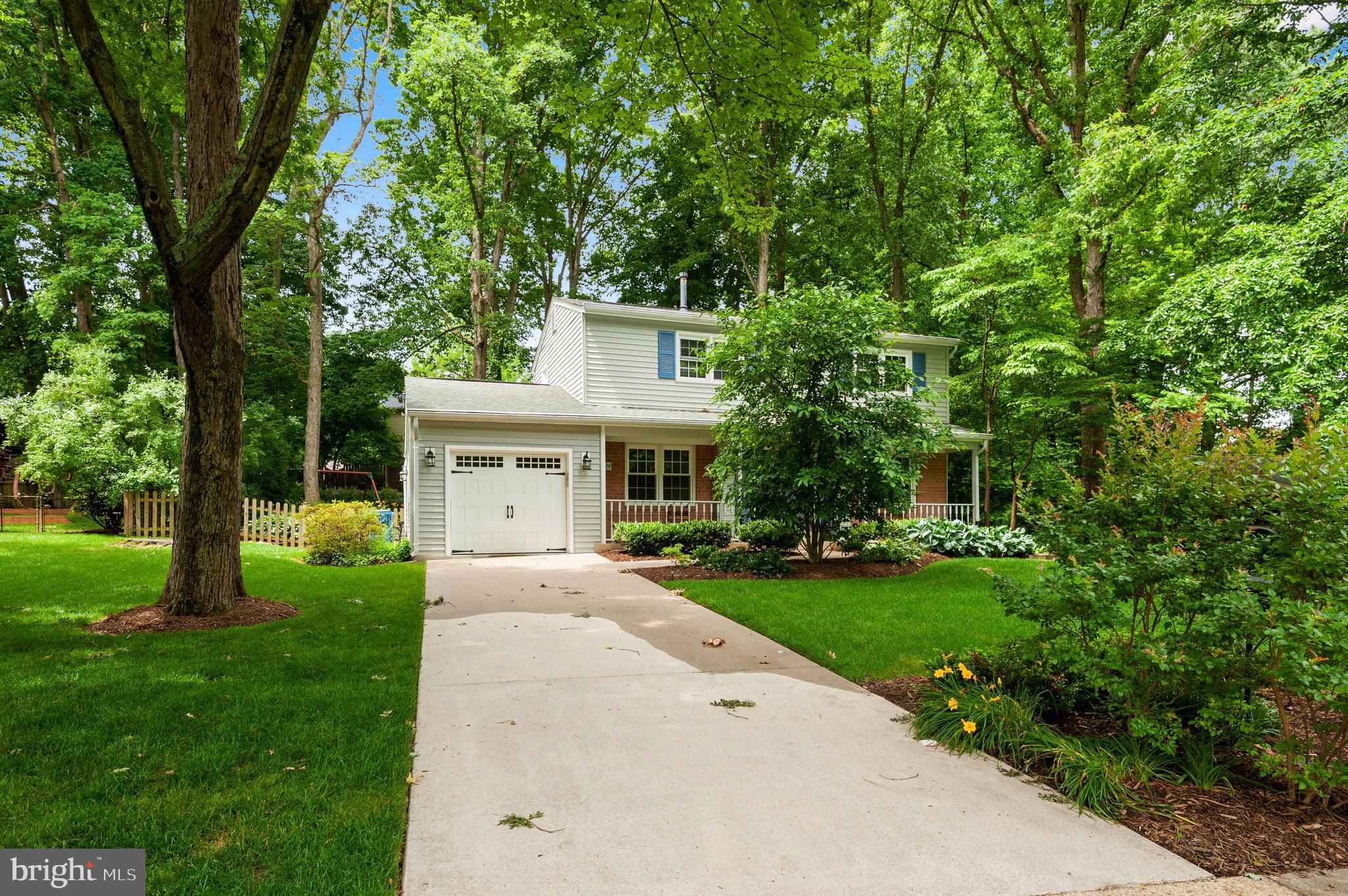 6724 Houndmaster Road Springfield, VA 22152 - Photo 1 of 45